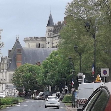 Escale Au Pied Du Chateau Amboise Exterior photo